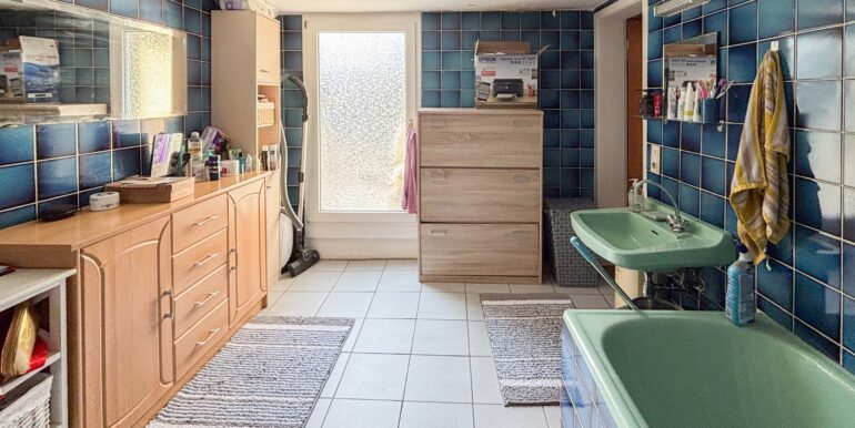 Bad Wohnung 1. OG