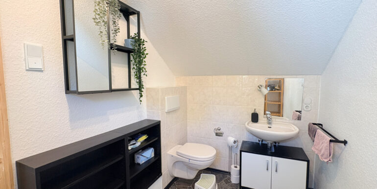WC (Zwischengeschoss)