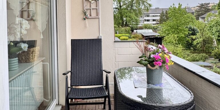 Altbau - Balkon OG rechts