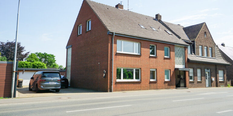 Kerken-Aldekerk: 3-Familienhaus