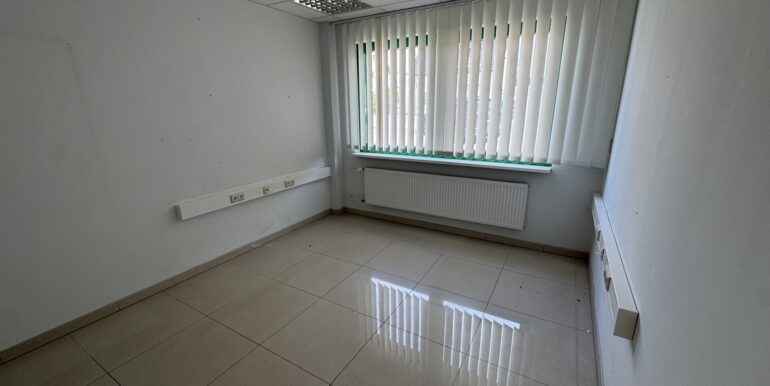 Büro 2 (2)