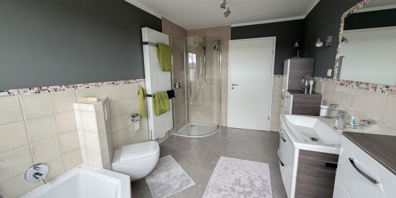 Badezimmer OG