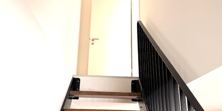 Treppe zum Obergeschoss