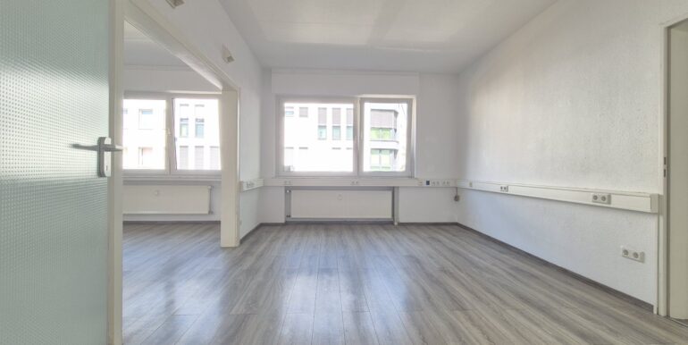 Büro 1