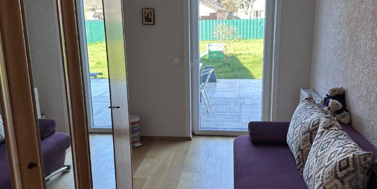 Ankleide / Home Office / Kinderzimmer