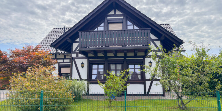 Straßenansicht