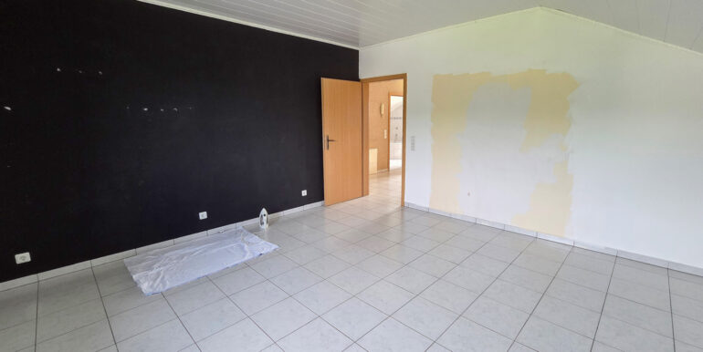 Schlafzimmer 2 DG