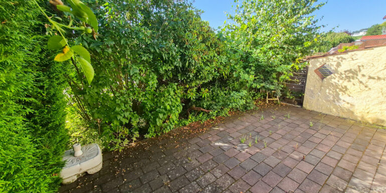 Terrasse - Wohnung links
