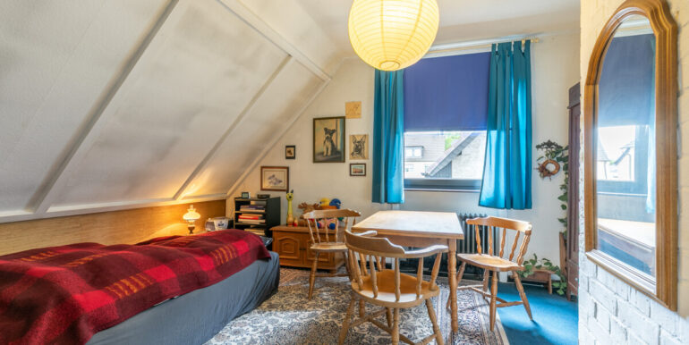Schlafzimmer III
