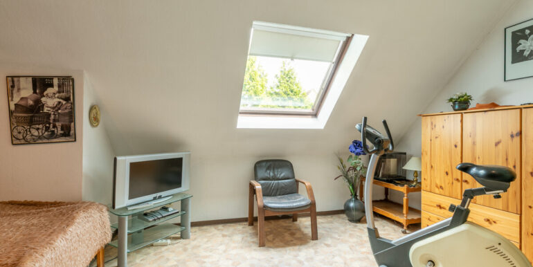 Schlafzimmer V