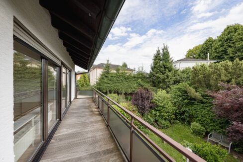 grüne Aussicht vom Balkon