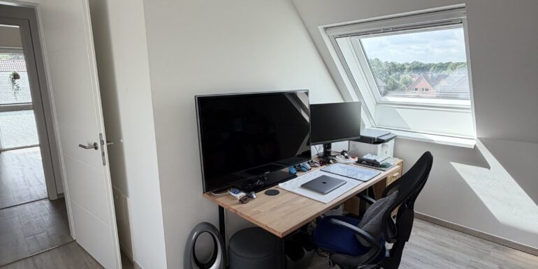 Büro/Kinderzimmer Spitzboden