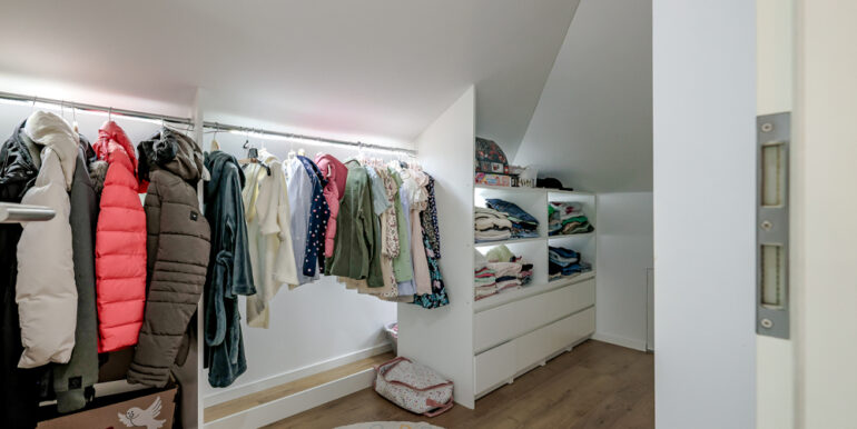 Ankleidezimmer OG