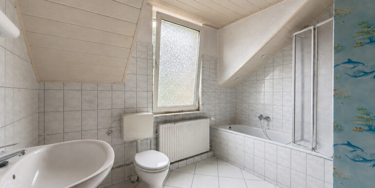 Badezimmer DG