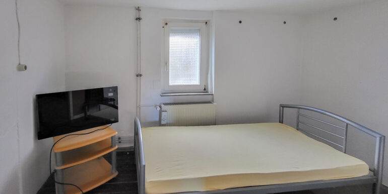Zimmer 2 EG