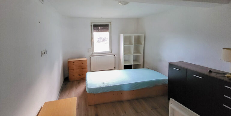 Zimmer 1 OG