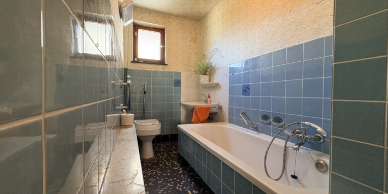Badezimmer im EG