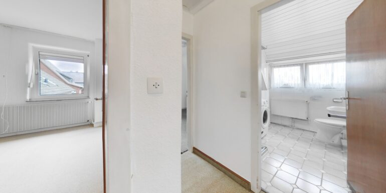 Flur_Vorderhaus_1