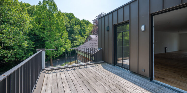 Balkon Nr. 1