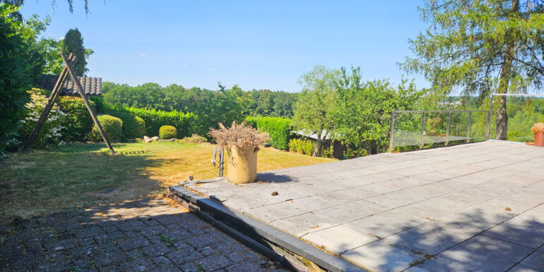 Seitlicher Zugang zum Garten