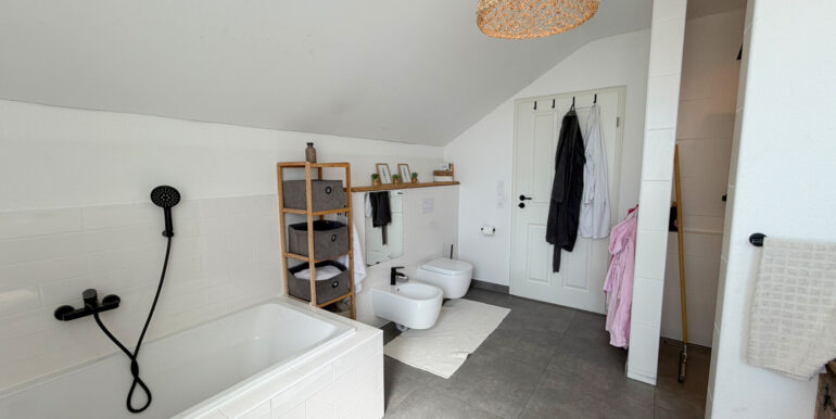 OG Badezimmer