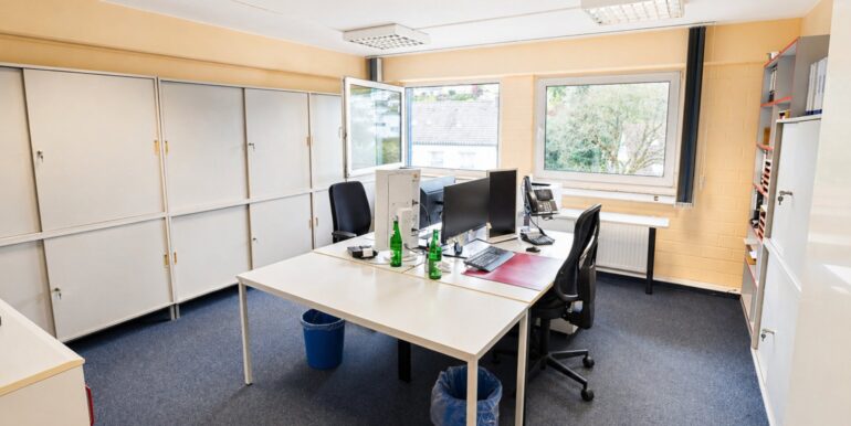 Büro 2