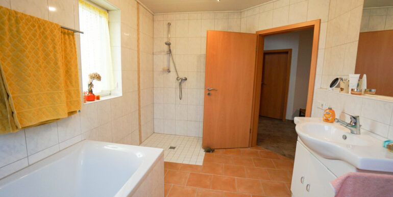 ... und Dusche
