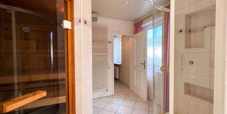 Badezimmer Zugang Sauna