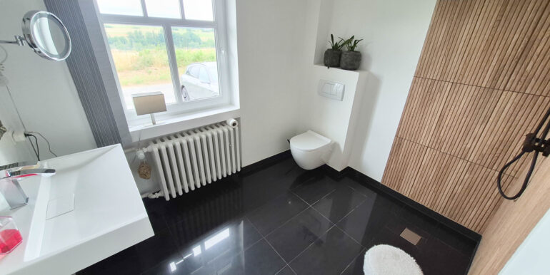 neues Duschbad