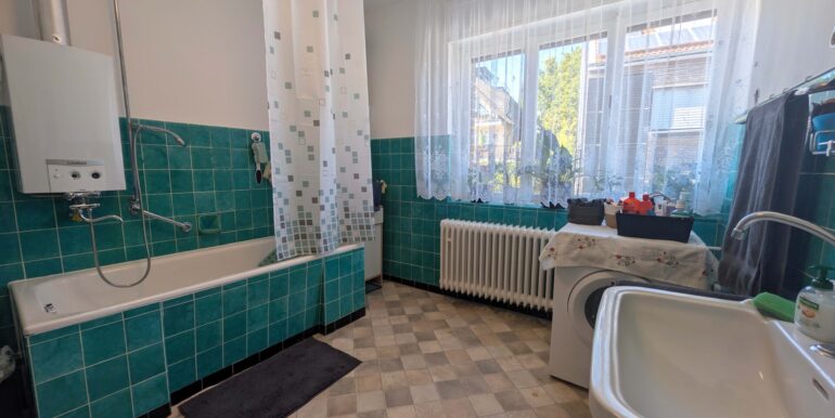Bad Wohnung 1