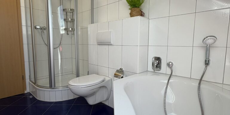...und Dusche