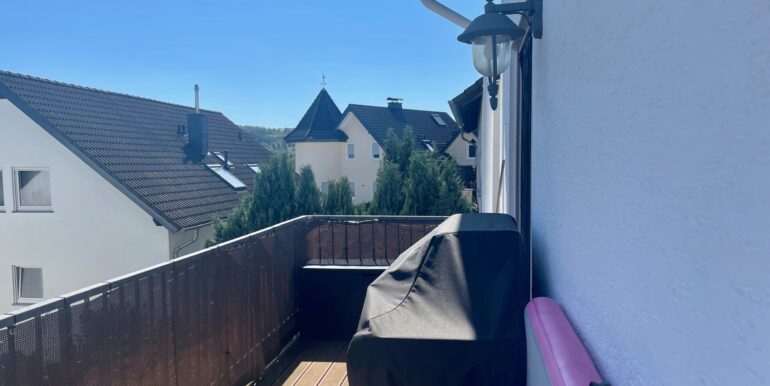 großer Balkon