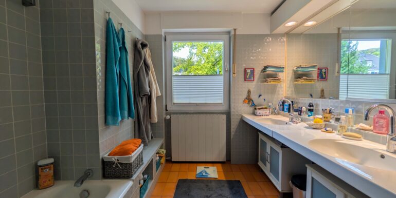 Badezimmer OG
