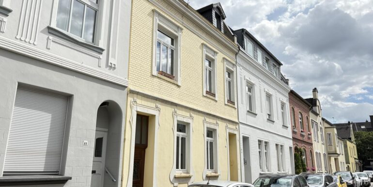 Eines der schönsten Häuser in der Straße!