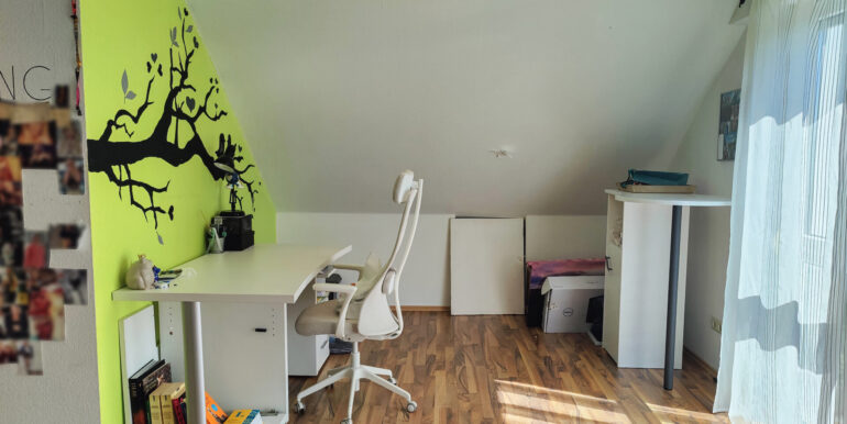 Kinderzimmer 2 (DG)