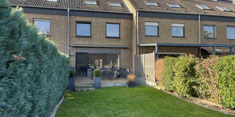 Modernes Reihenmittelhaus in Asberg