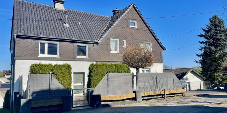 Straßenansicht