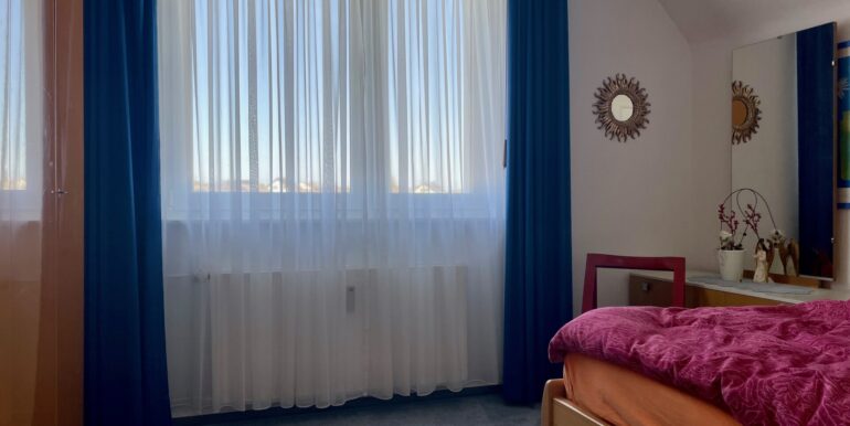 Schlafzimmer (OG)