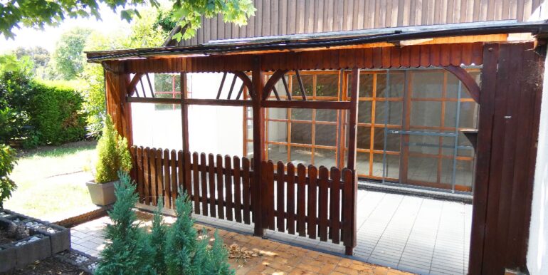überdachte Terrasse