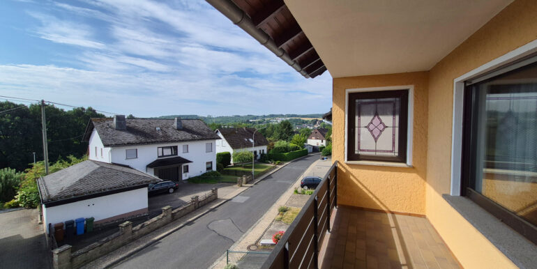 Balkon OG