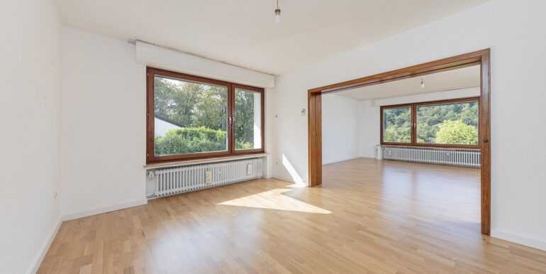 Großzügiges Wohnzimmer