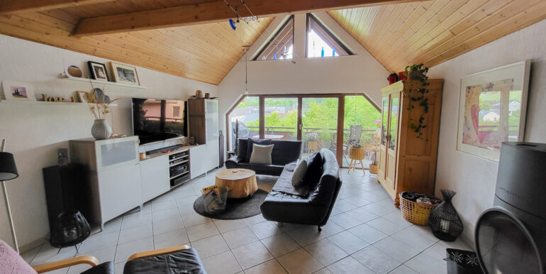 Wohnzimmer DG