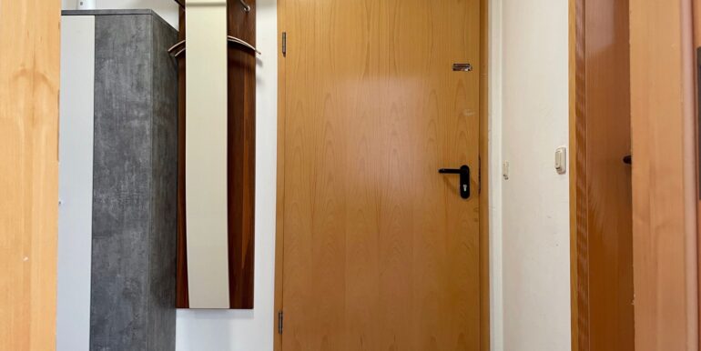Flur Eingangsbereich Wohnung (Whg. 3)