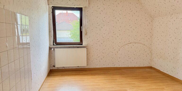 DG Zimmer (ehem. Küche)