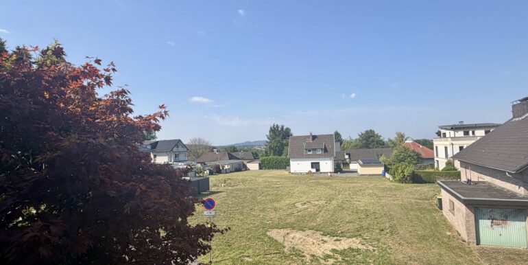 Herrlicher Ausblick aus dem Wohnbereich im 1.Obergeschoss
