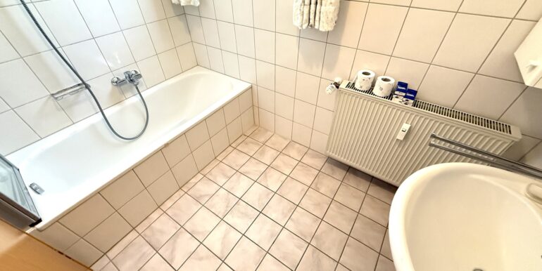 Badezimmer EG