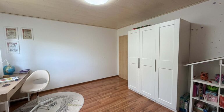 Kinderzimmer 2 (DG)