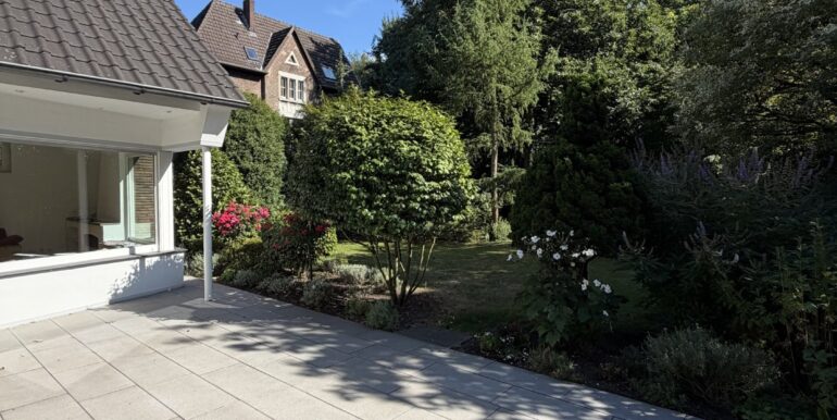 Terrasse mit Blick Garten