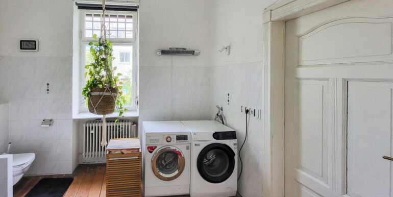Badezimmer EG