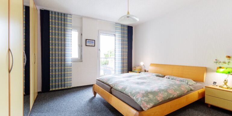 Zimmer 1 im OG